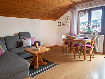 Ferienwohnung 4 Wohnzimmer